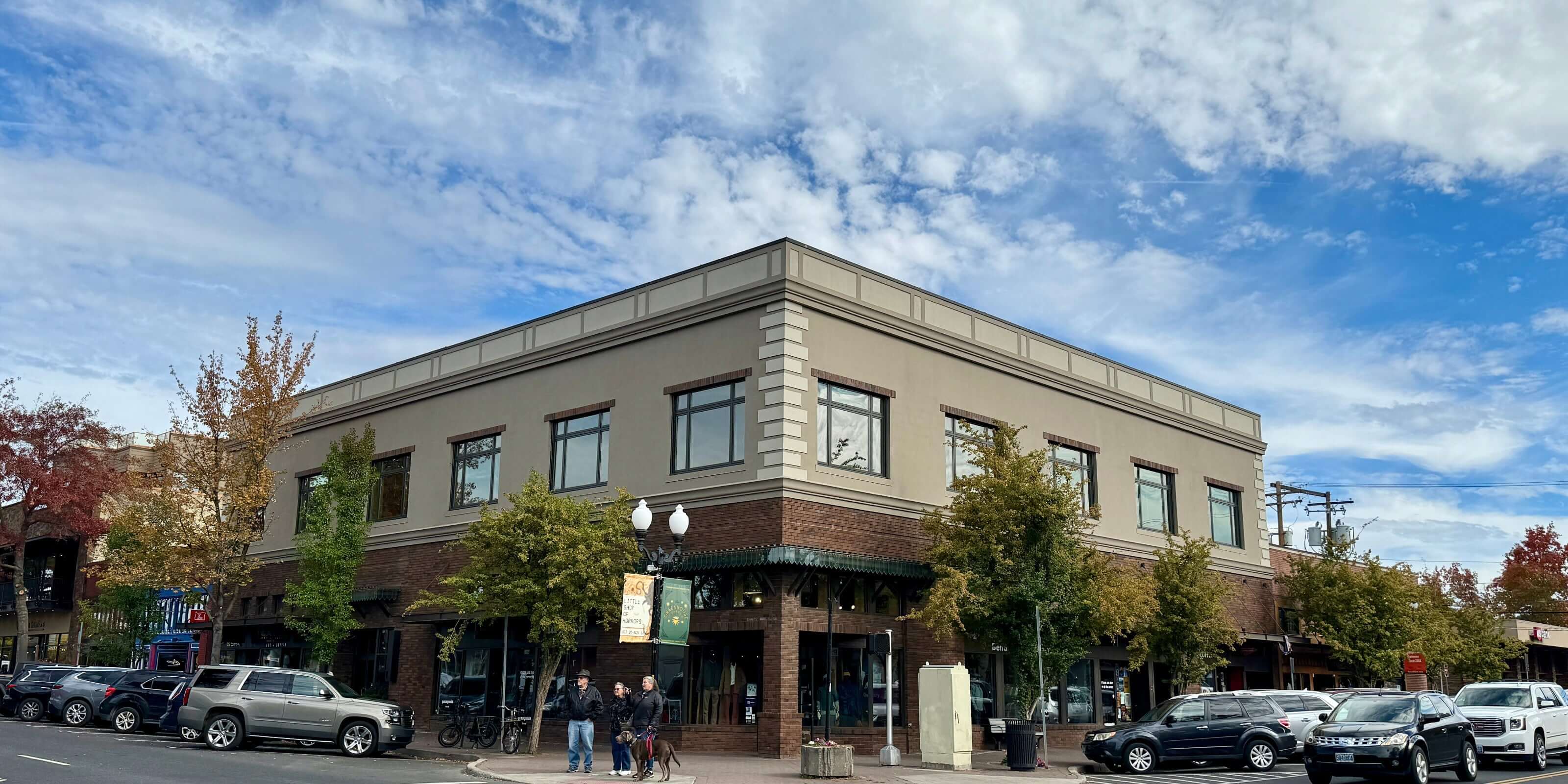 Patagonia Bend Graphic Tees - Patagonia Bend