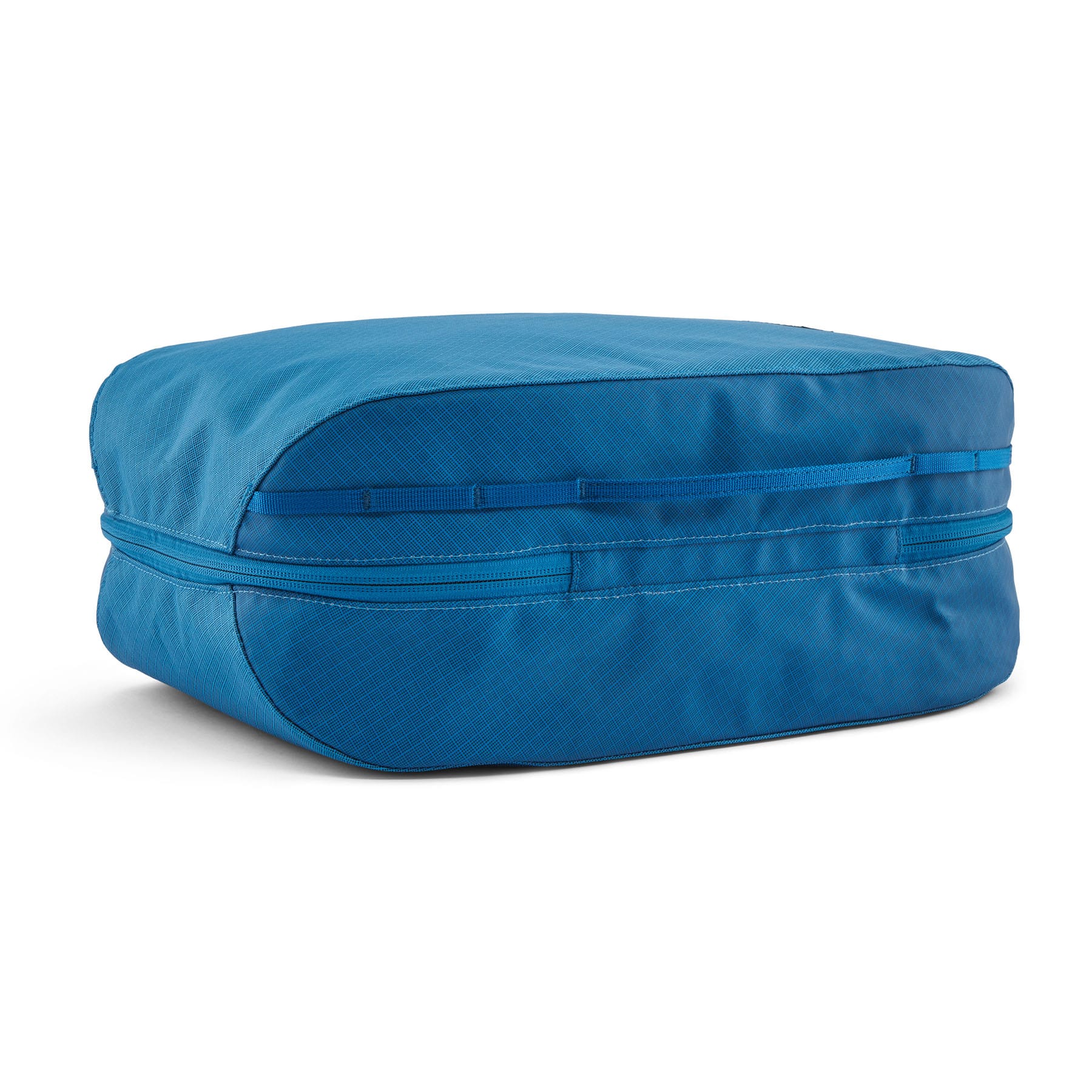 Black Hole® Cube 14L in Endless Blue | Patagonia Bend
