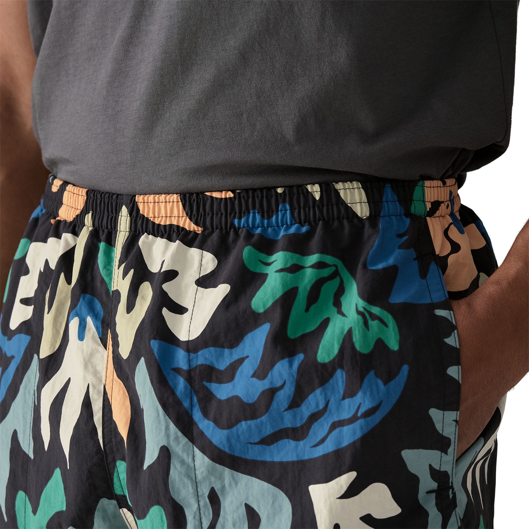 Men's Baggies Shorts - 5 in. in Kaleido: Black | Patagonia Bend