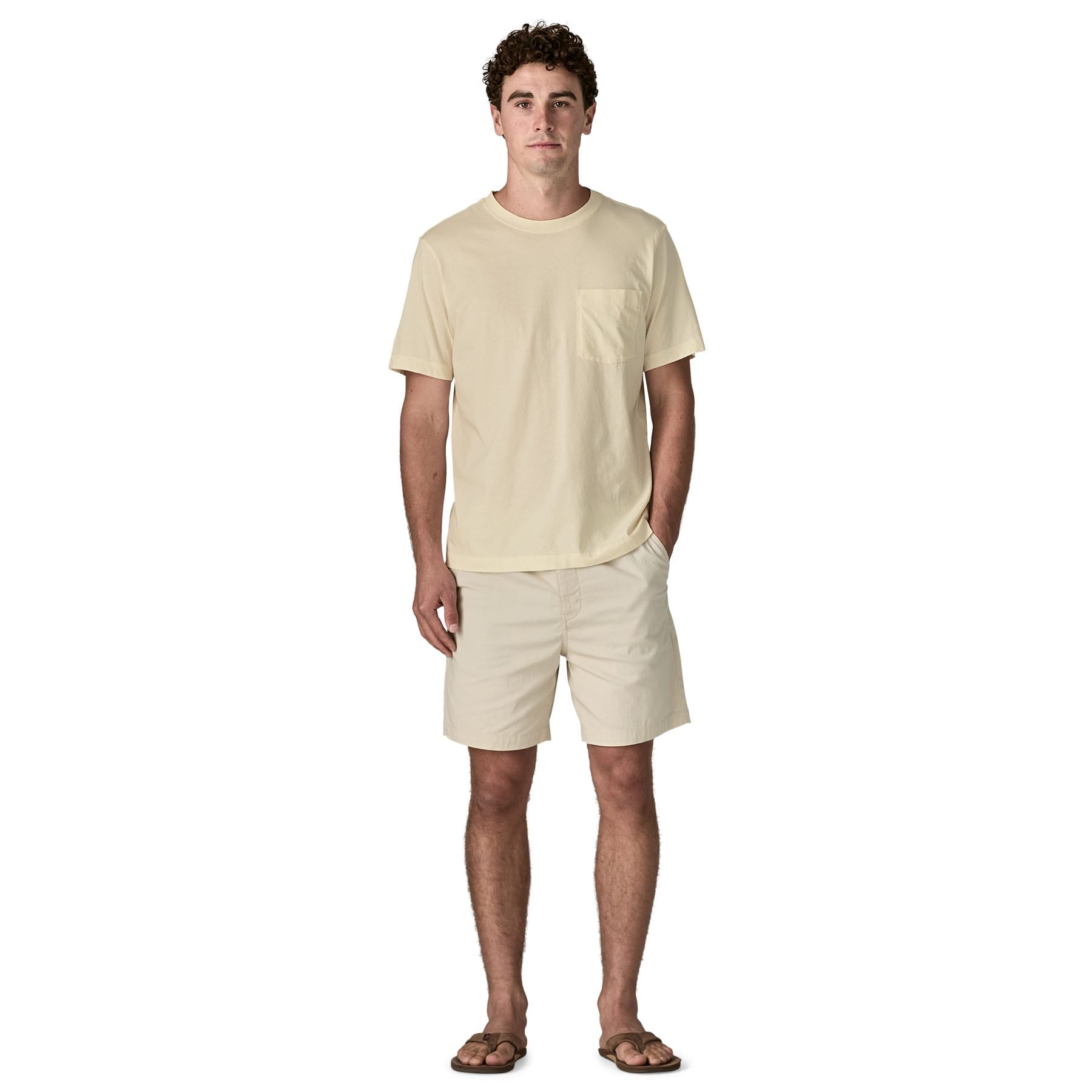 Men's Daily Pocket Tee in Gumtree Green | Patagonia Bend