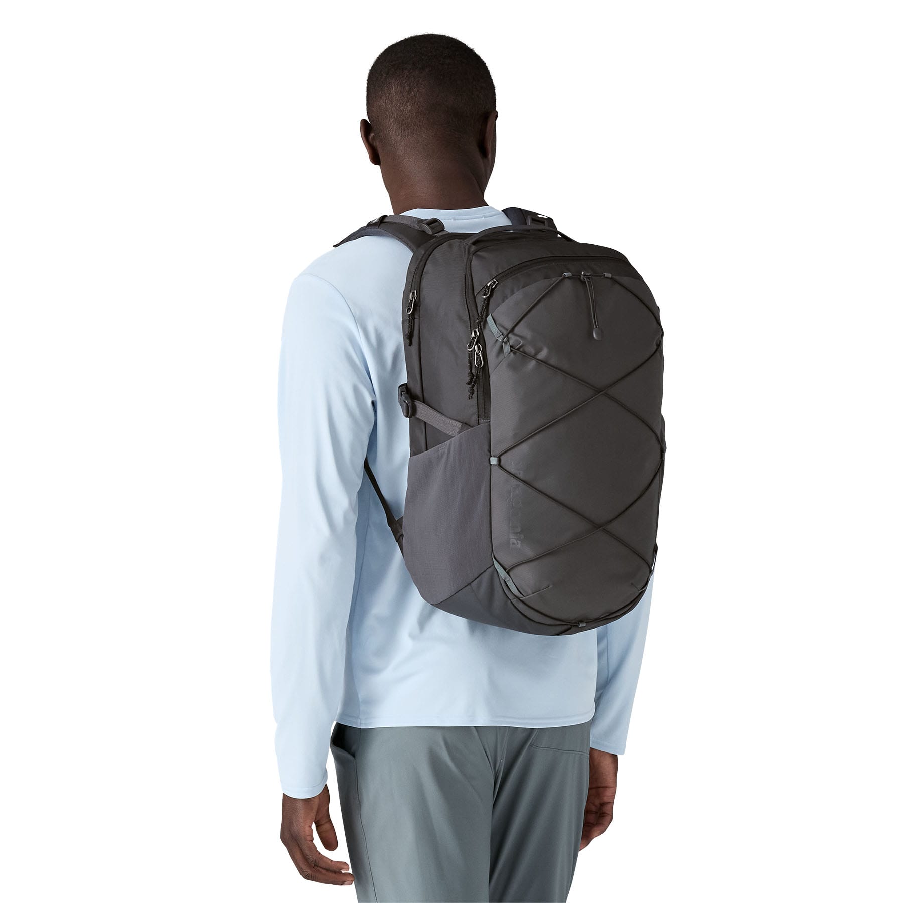Refugio Day Pack 30L in Smolder Blue | Patagonia Bend