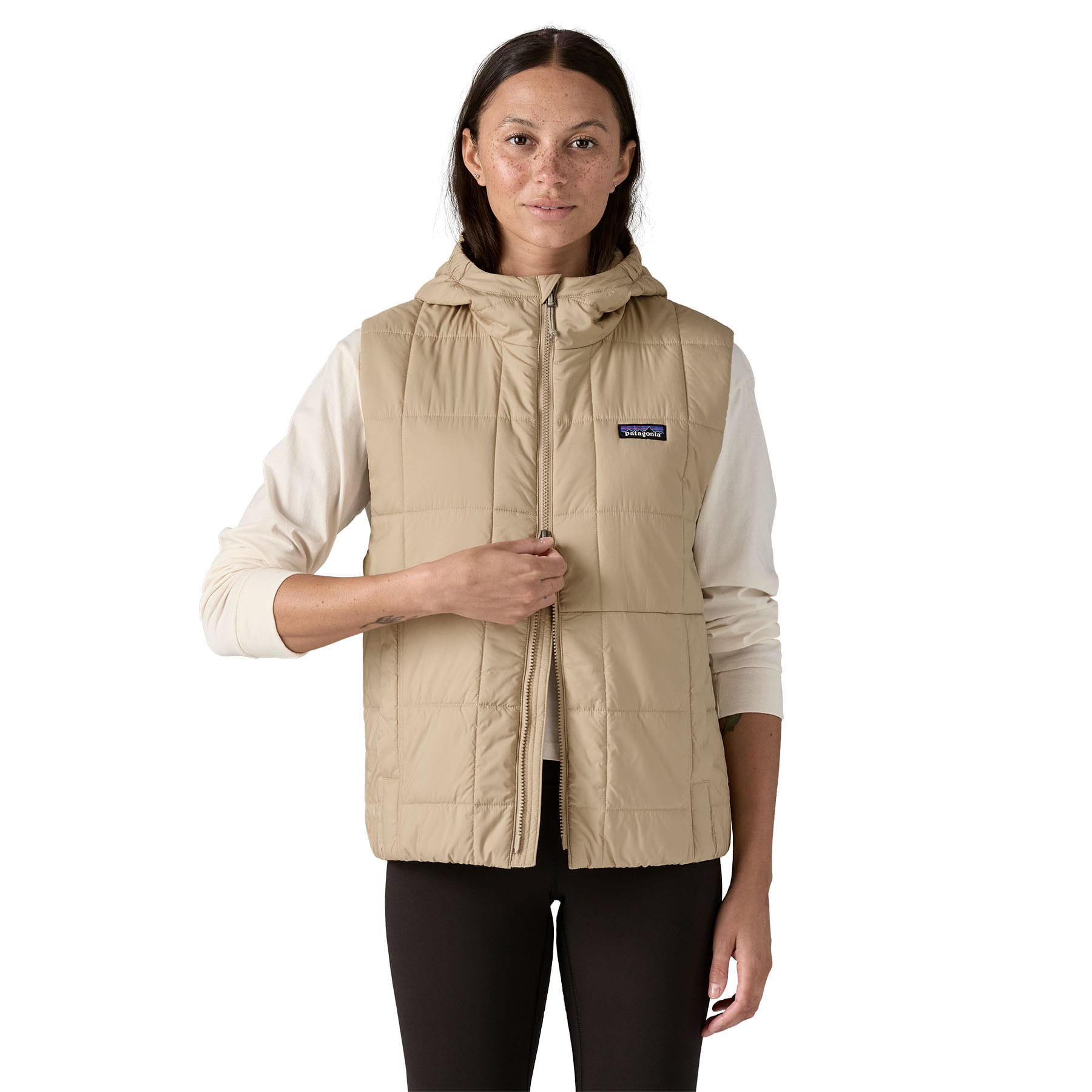 Women's Light Gust Hooded Vest in Oar Tan | Patagonia Bend