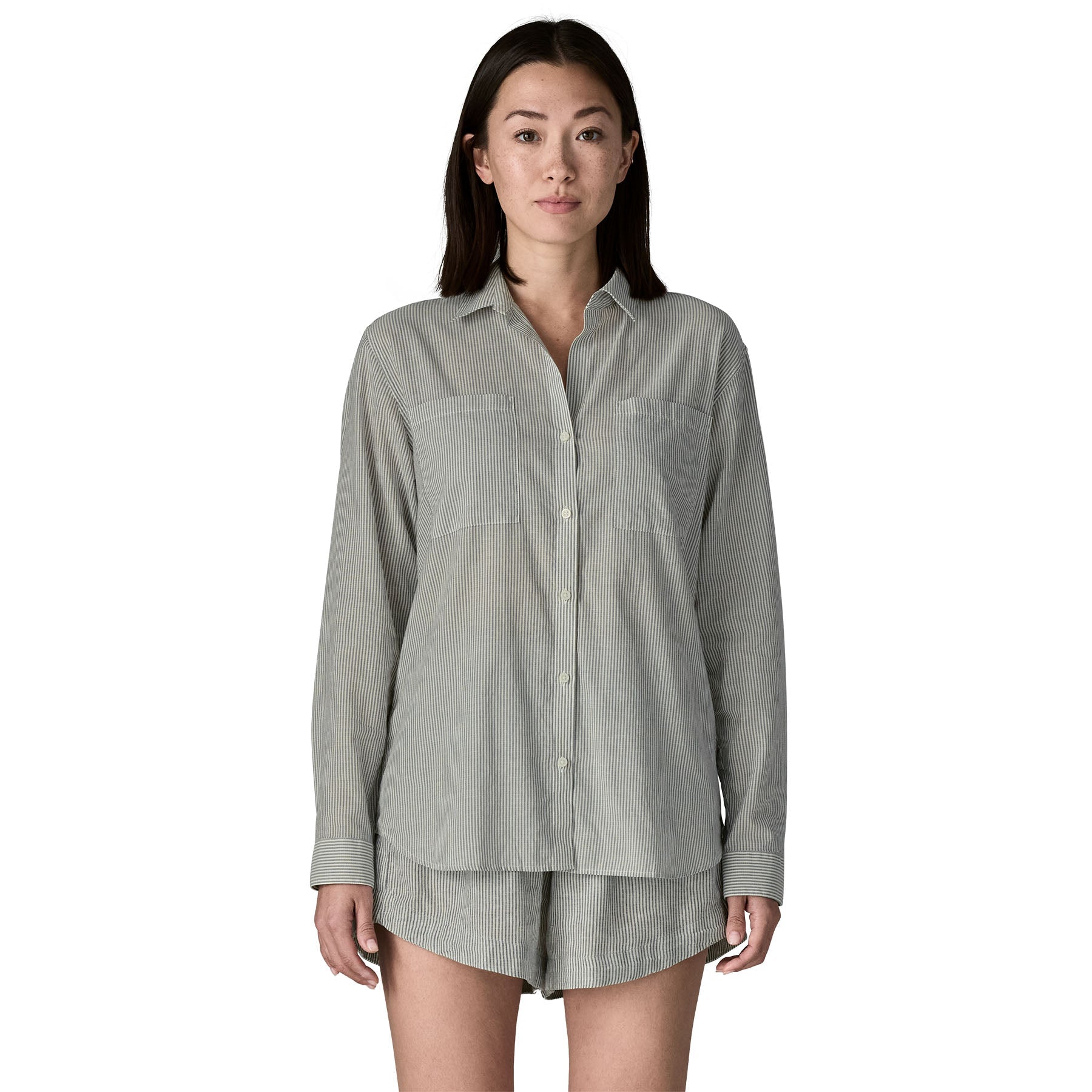Women's Lightweight A/C Buttondown in Solstice Stripe: Smolder Blue | Patagonia Bend
