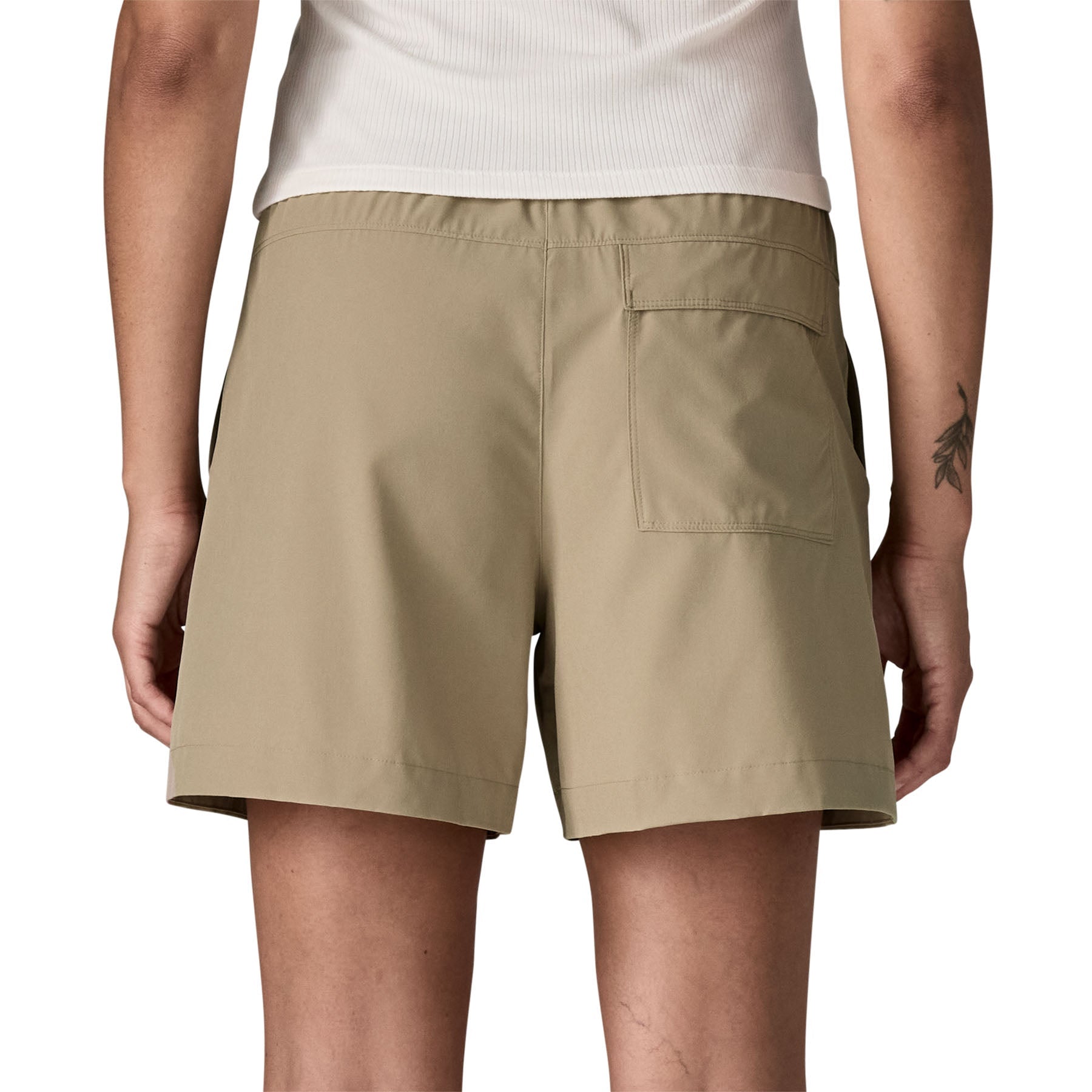 Women's Roamwith Shorts in Seabird Grey | Patagonia Bend