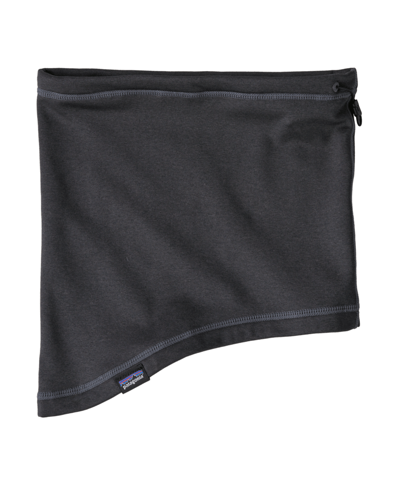 R1 Daily Neck Gaiter in Black | Photo 4 | Patagonia