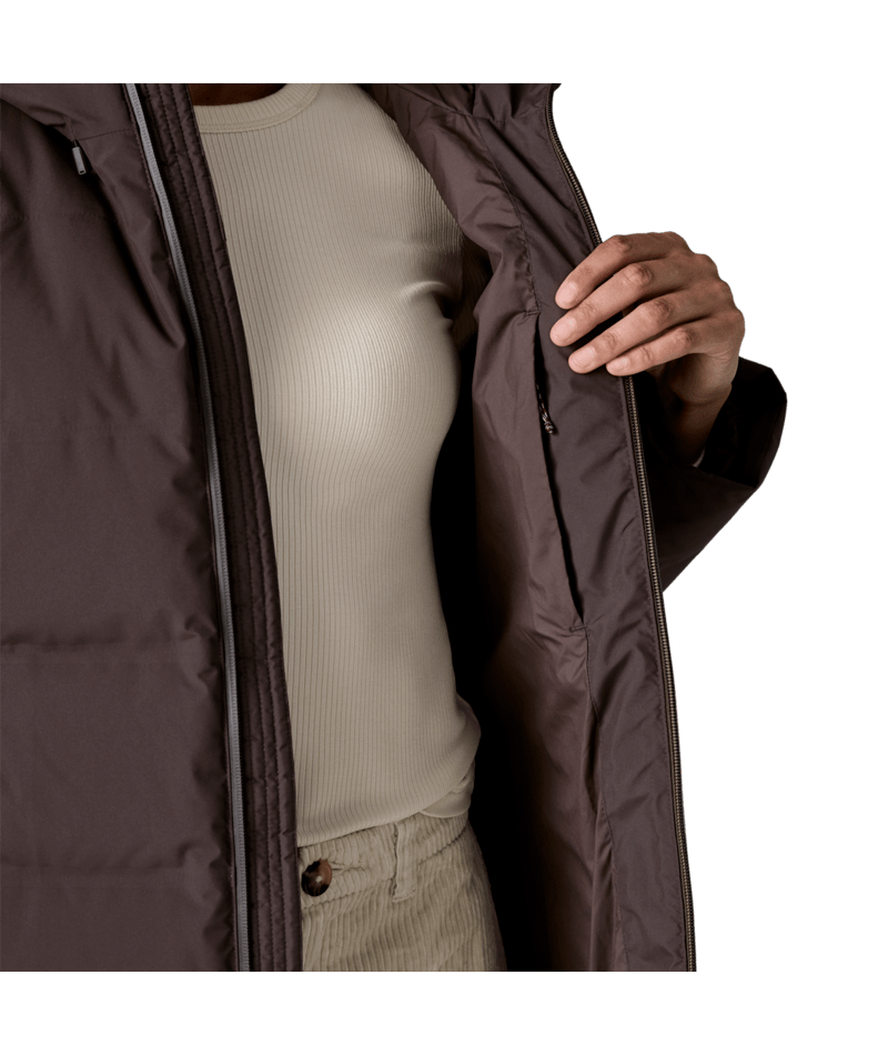 Women's Jackson Glacier Parka in Den Brown | Photo 2 | Patagonia