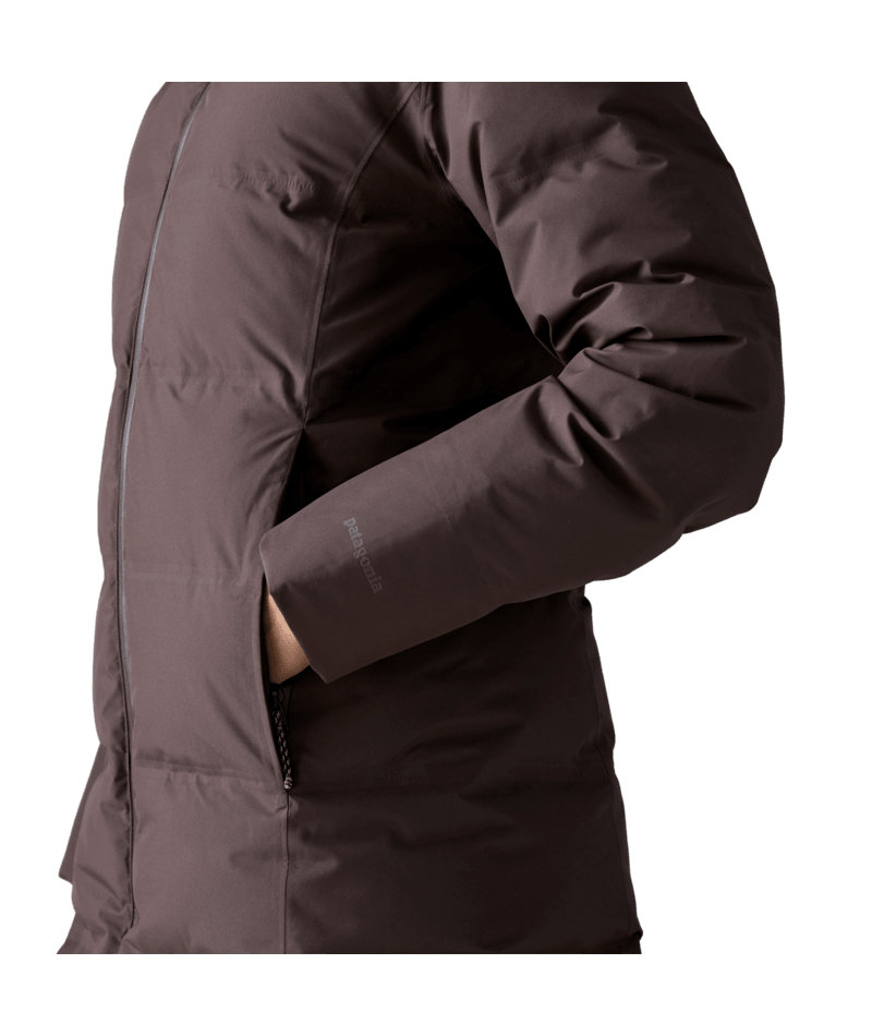 Women's Jackson Glacier Parka in Den Brown | Photo 9 | Patagonia