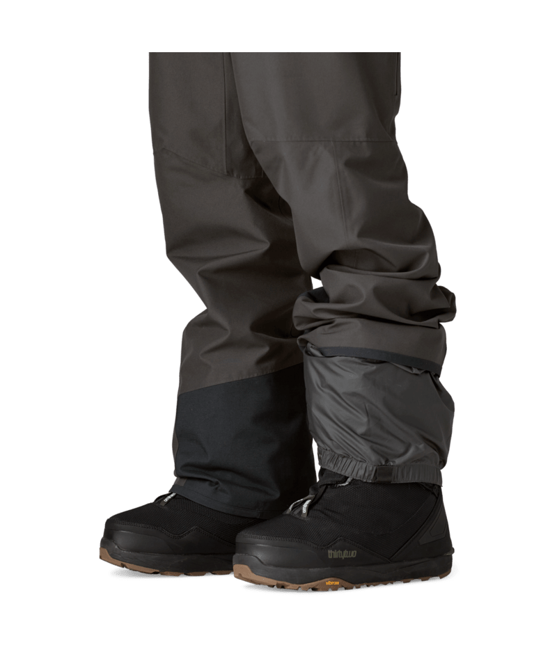 Men's Powder Town Pants - Reg in Black | Photo 5 | Patagonia