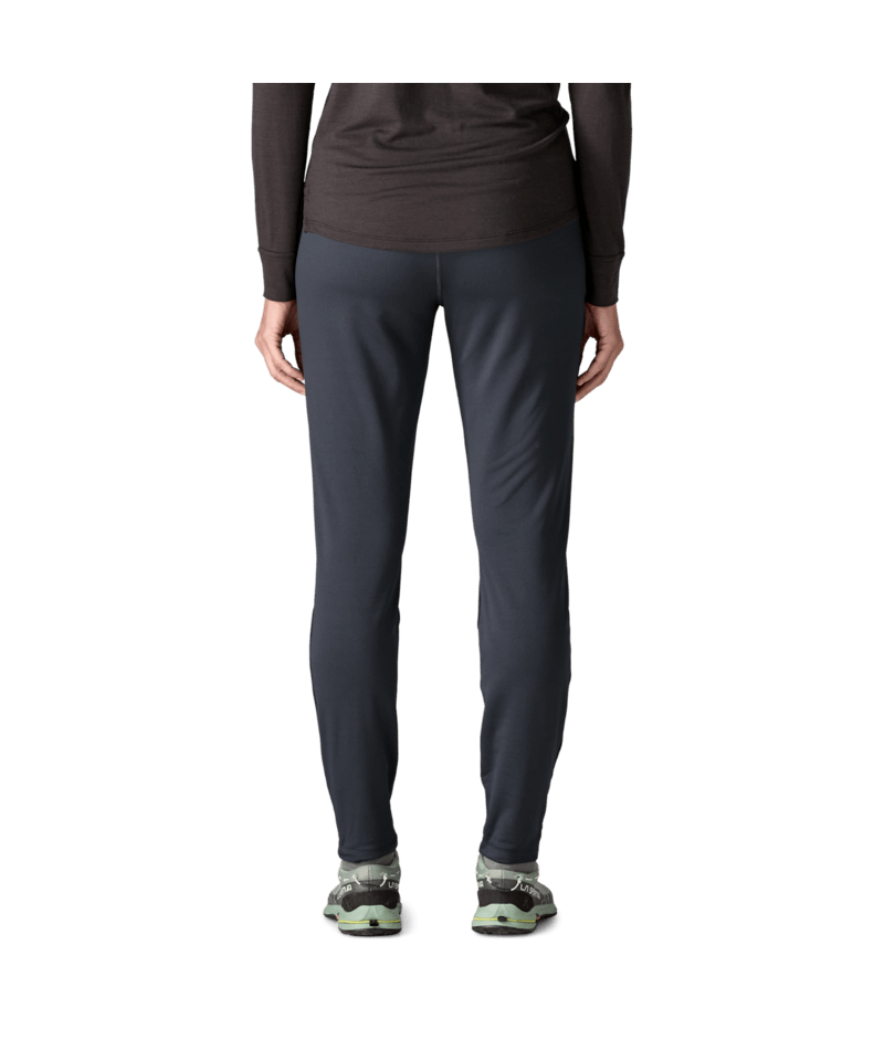 Women's R1 Thermal Bottoms in Smolder Blue | Photo 3 | Patagonia