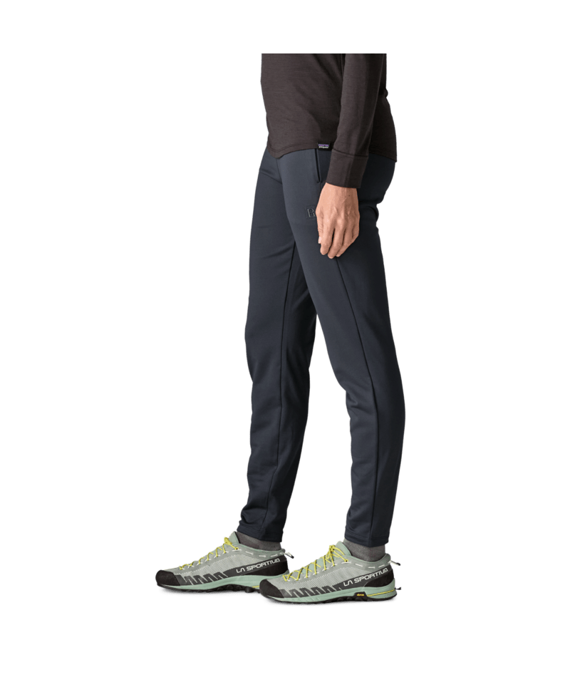 Women's R1 Thermal Bottoms in Smolder Blue | Photo 4 | Patagonia