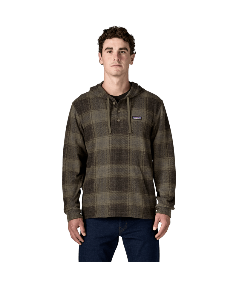Men's Stretch Fjord Flannel Pullover Hoody in Soft Check: Basin Green, Alternate View 1 | Patagonia