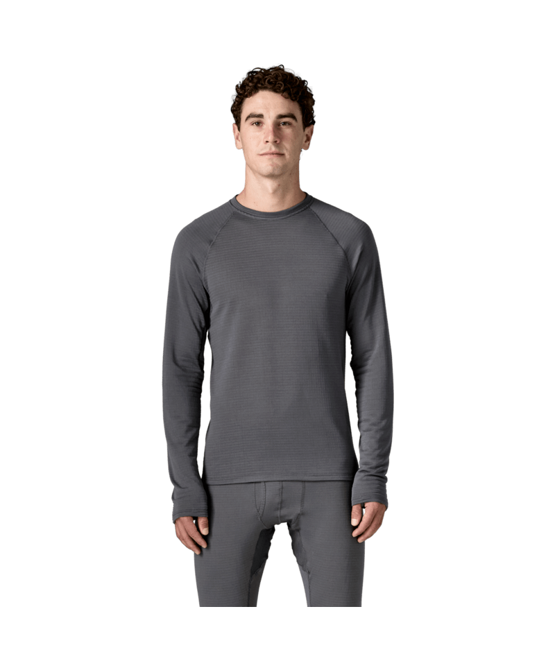 Men's Capilene Thermal Weight Crew in Smolder Blue | Photo 1 | Patagonia