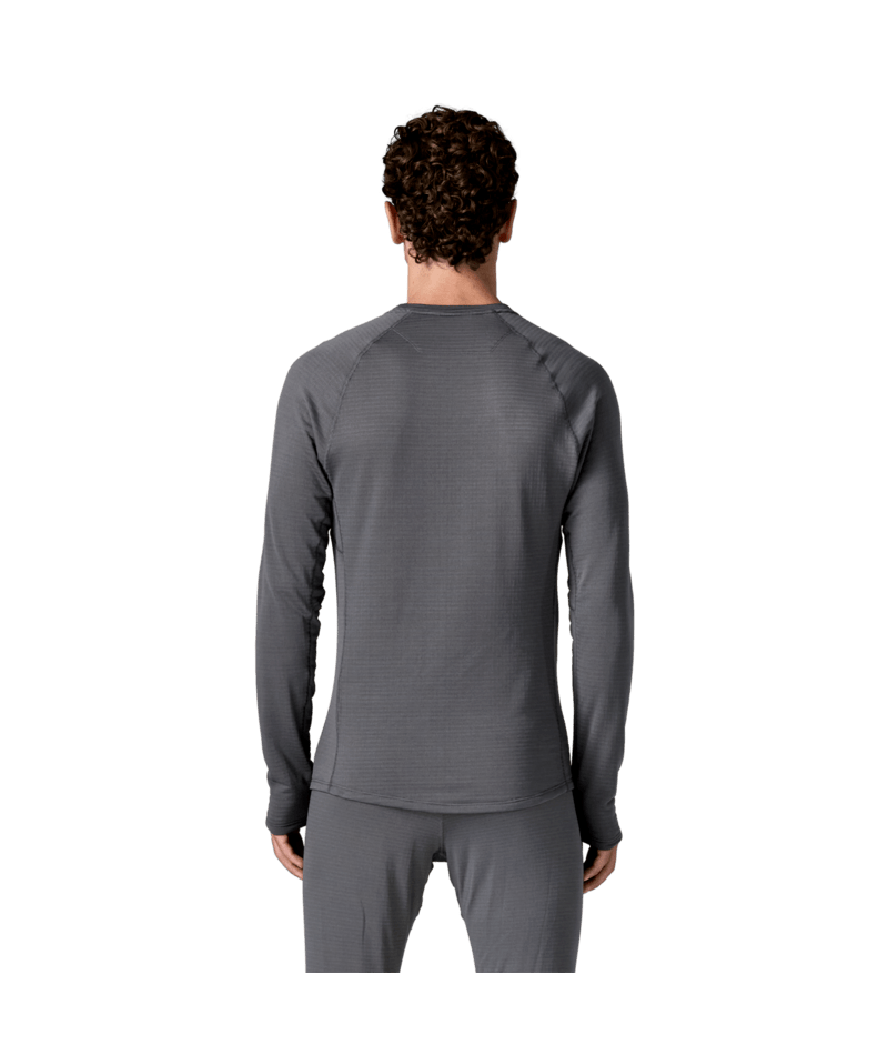 Men's Capilene Thermal Weight Crew in Smolder Blue | Photo 2 | Patagonia