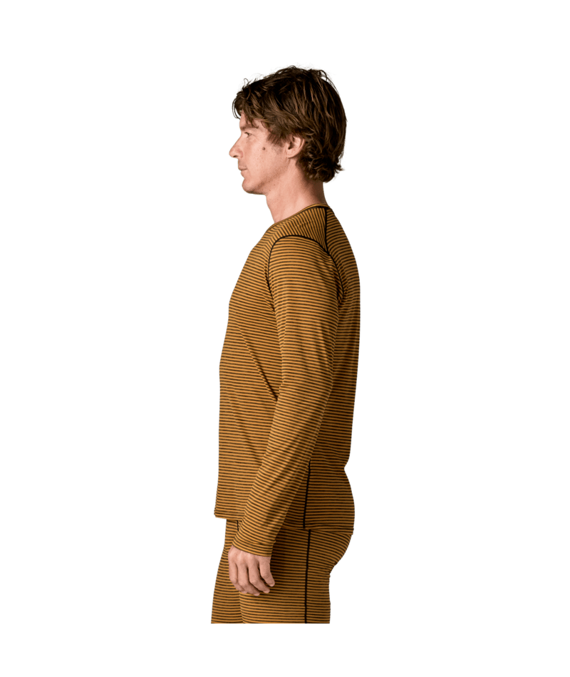 Men's Capilene Lightweight Crew in Polar Stripe: Smolder Blue | Photo 5 | Patagonia