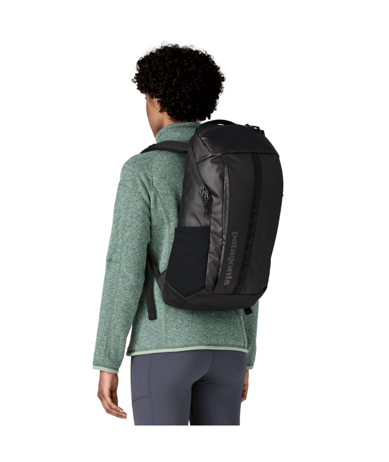 Black Hole Pack 25L in BLACK W/BLACK | Photo 2 | Patagonia