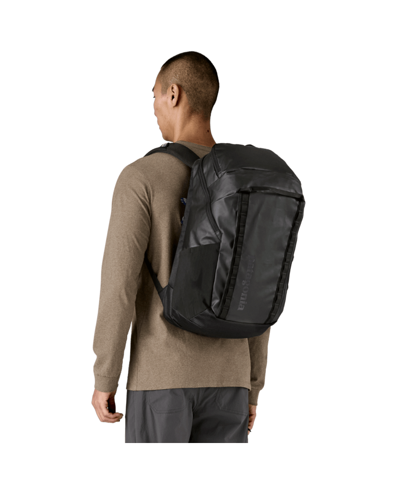 Black Hole Pack 32L in BLACK W/BLACK | Photo 2 | Patagonia