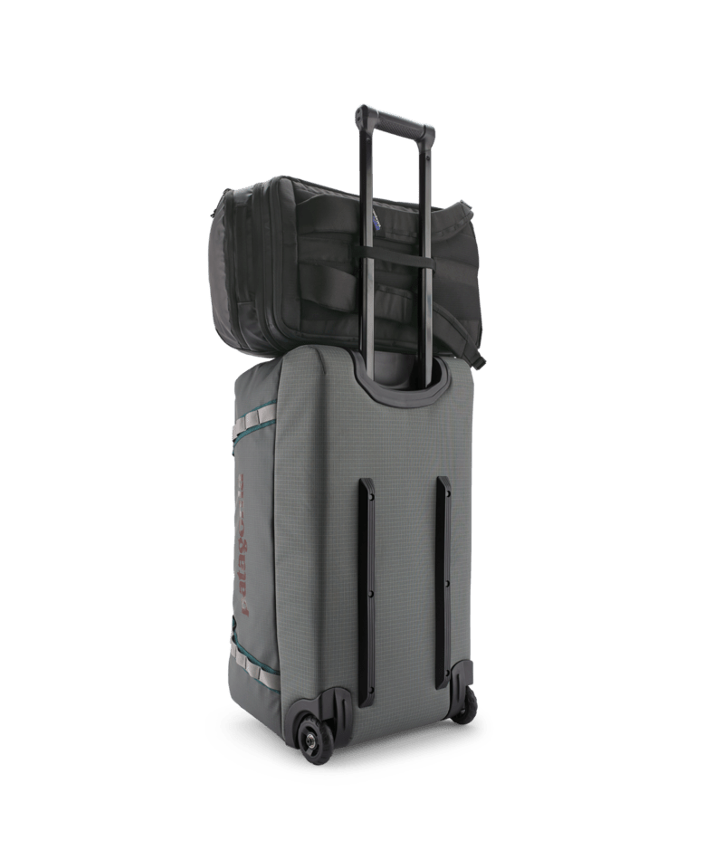 Black Hole Pack 32L in BLACK W/BLACK | Photo 7 | Patagonia