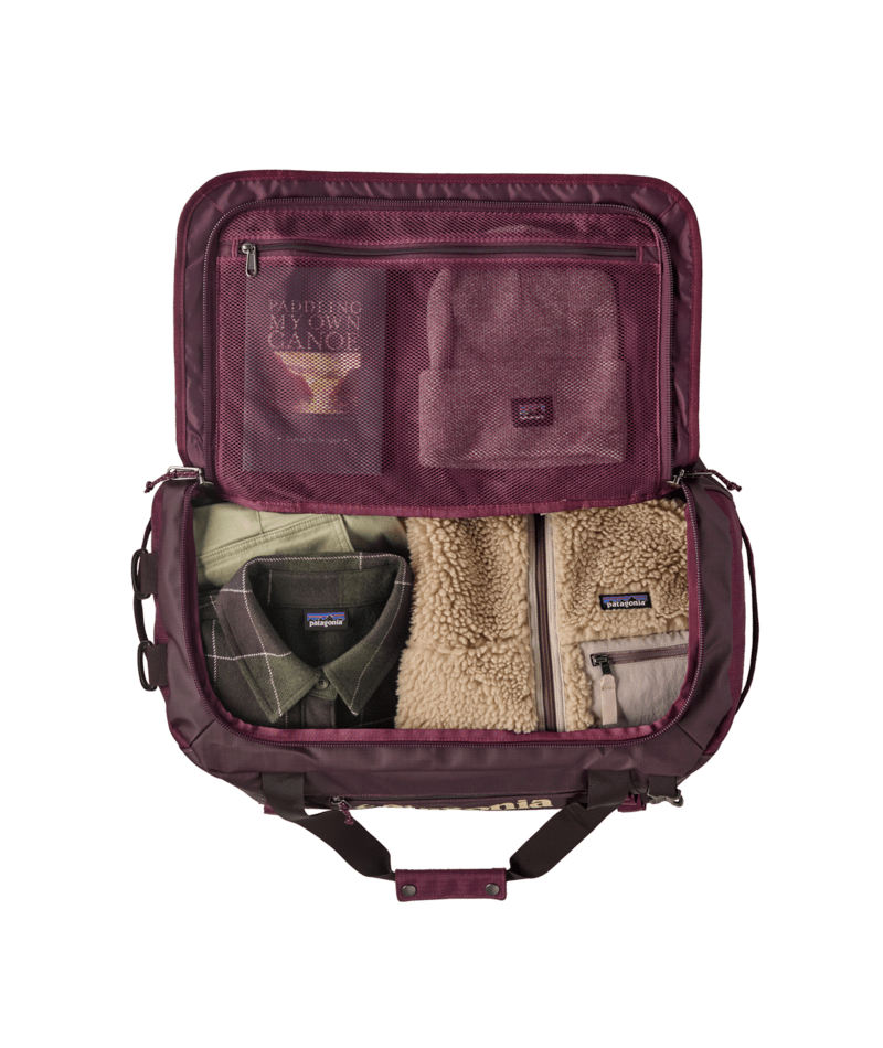 Black Hole Duffel 40L in Berry Fig | Photo 6 | Patagonia