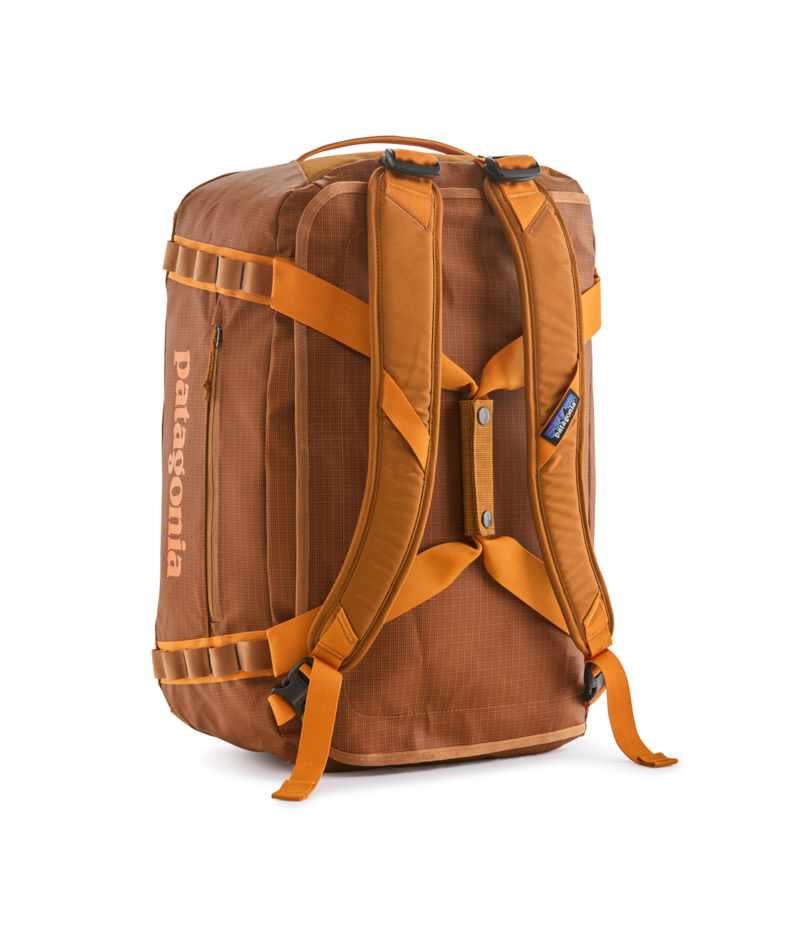 Black Hole Duffel 40L in Cinnamon Brown | Photo 4 | Patagonia