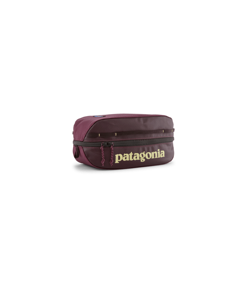 Black Hole Cube 6L in Berry Fig | Photo 1 | Patagonia