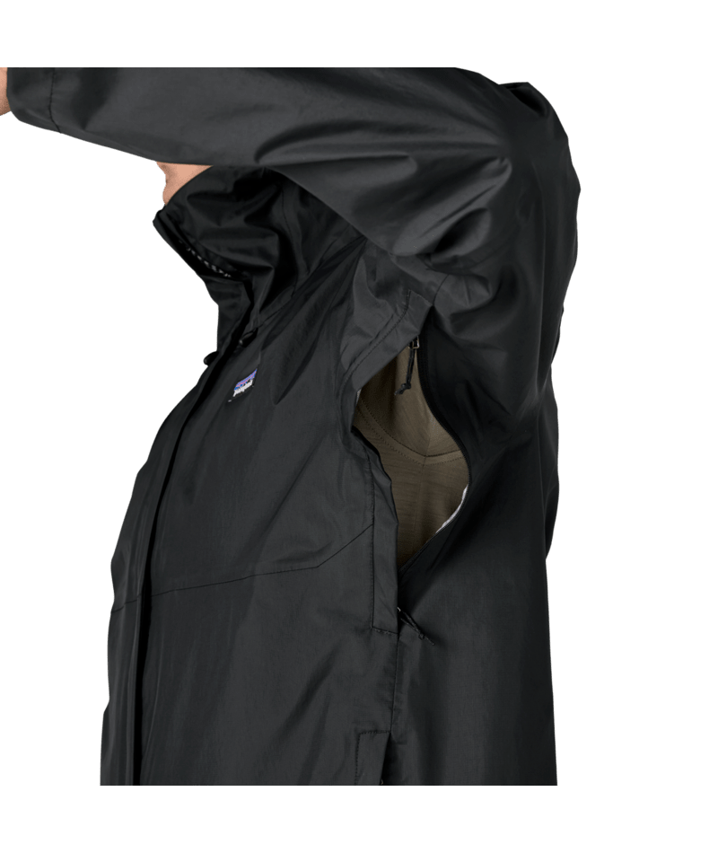 Men's Torrentshell 3L Rain Jacket in Black | Photo 15 | Patagonia