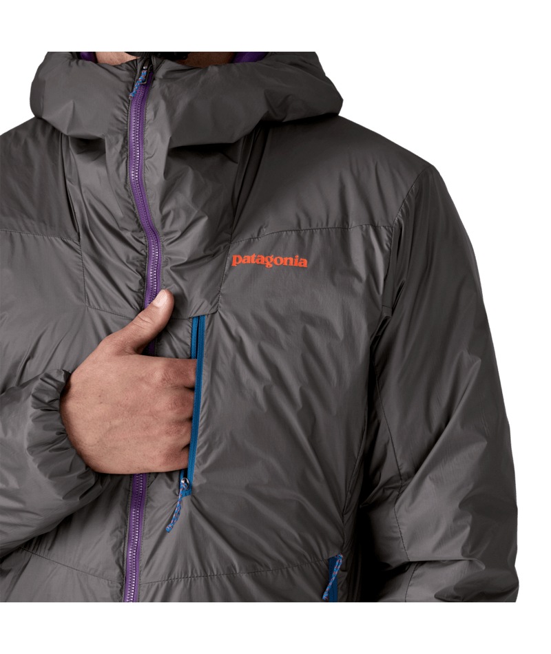 Men's DAS Light Hoody in Forge Grey | Photo 3 | Patagonia