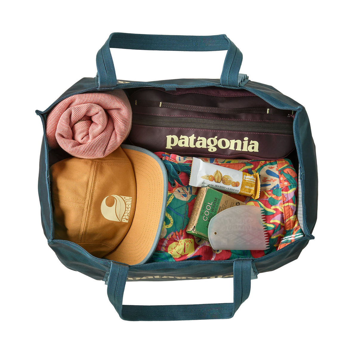 Black Hole Tote 25L in Sastrugi: Summit Blue | Photo 2 | Patagonia