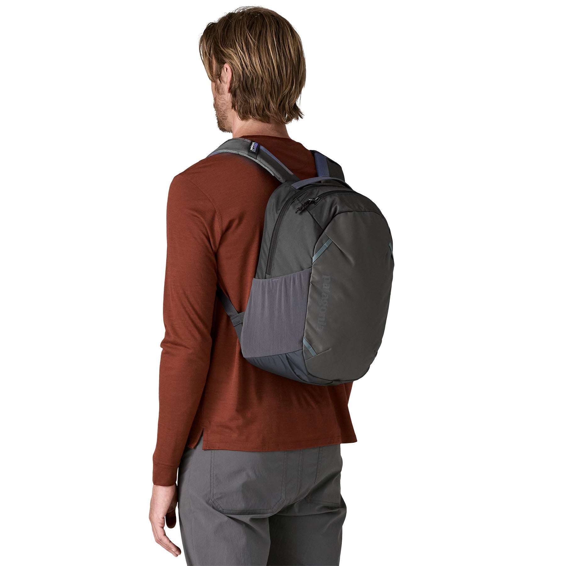 Atom Day Pack 24L in Smolder Blue | Patagonia Bend