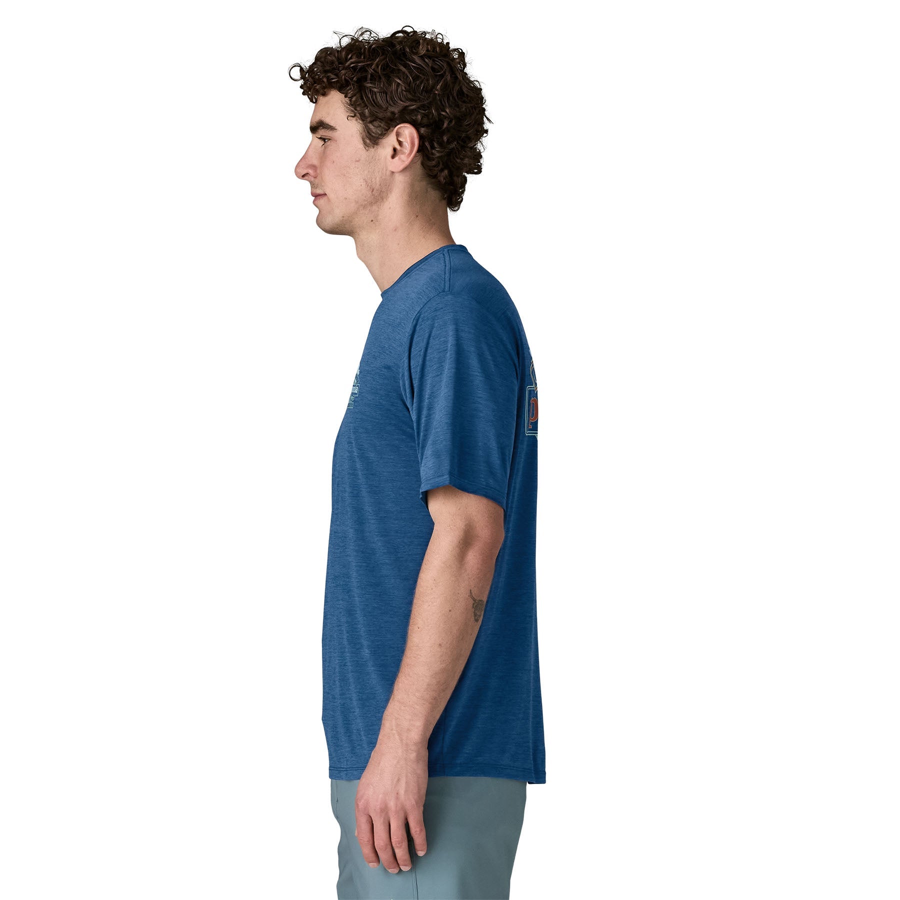 Men's Capilene® Cool Daily Shirt - Great Waves in Clement Blue - Light Clement Blue X - Dye | Patagonia Bend