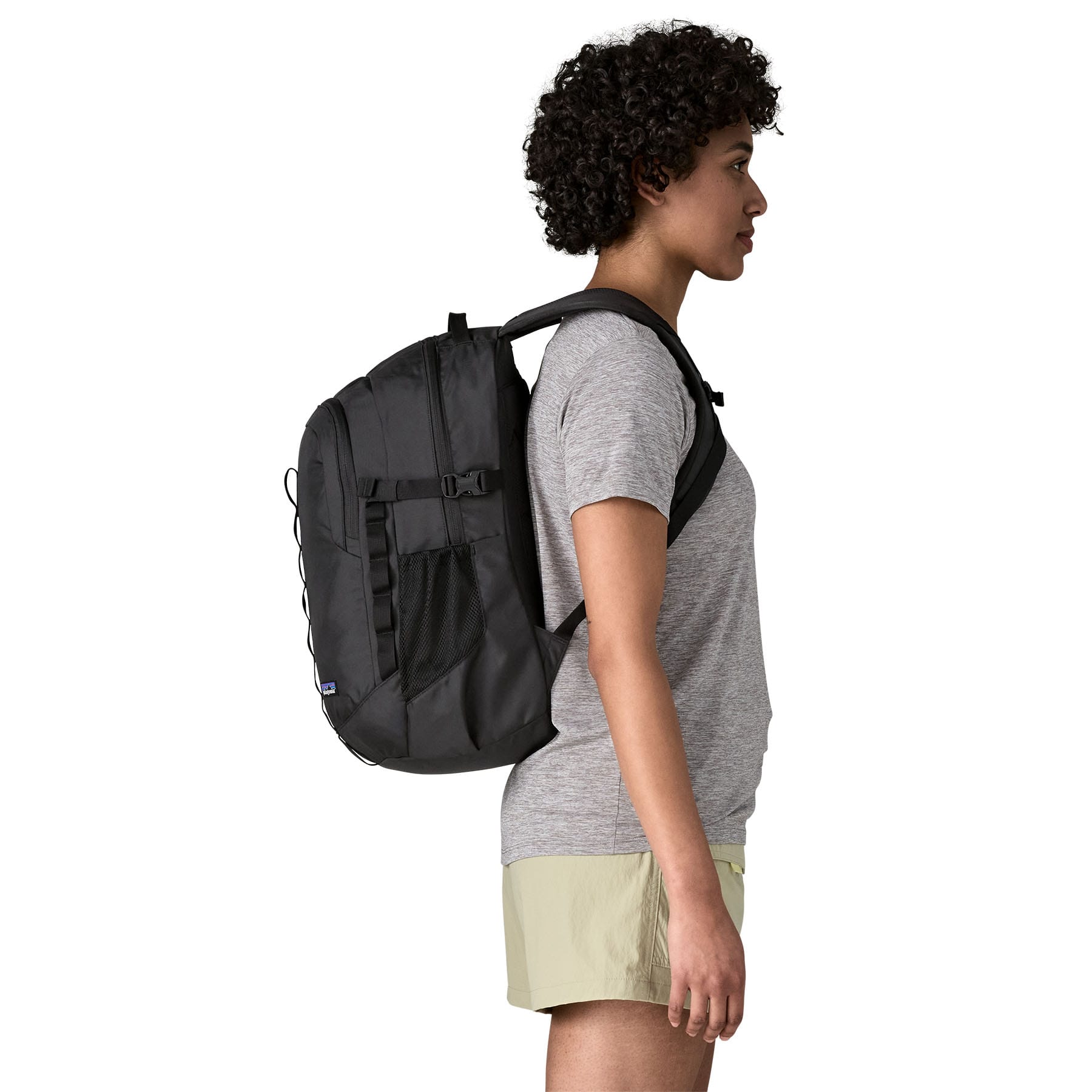Refugio Day Pack 26L in Black | Patagonia Bend