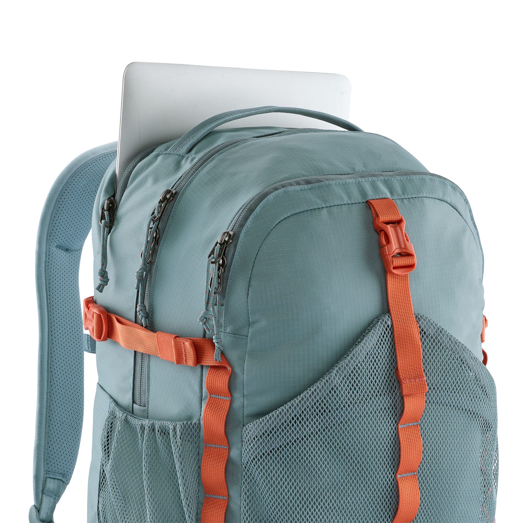 Refugio Day Pack 30L in Blue Sage | Patagonia Bend