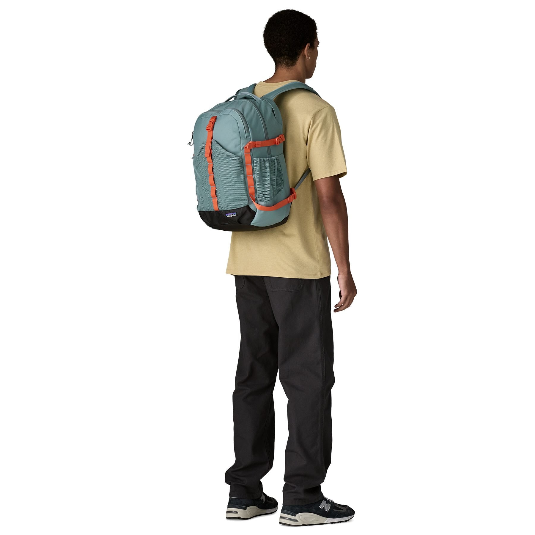 Refugio Day Pack 30L in Blue Sage | Patagonia Bend