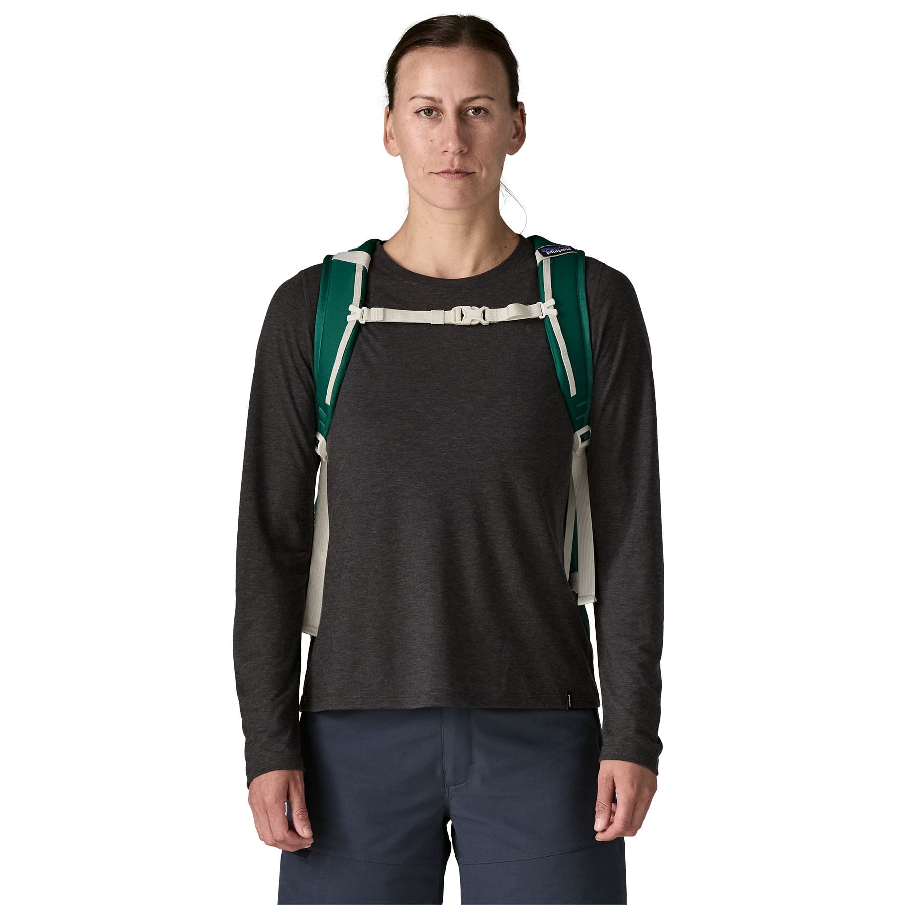 Refugio Day Pack 30L in Gem Green | Patagonia Bend