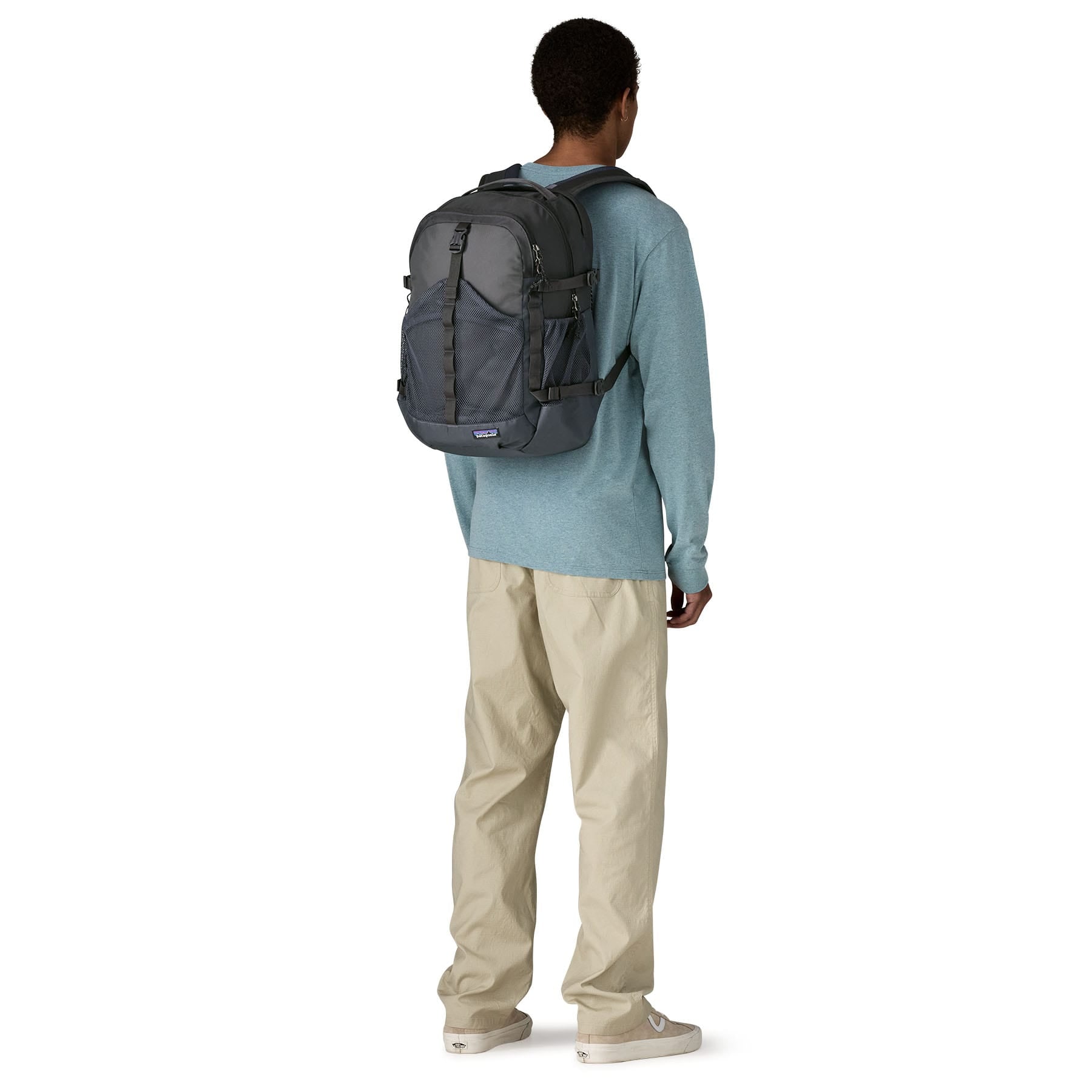 Refugio Day Pack 30L in Gem Green | Patagonia Bend