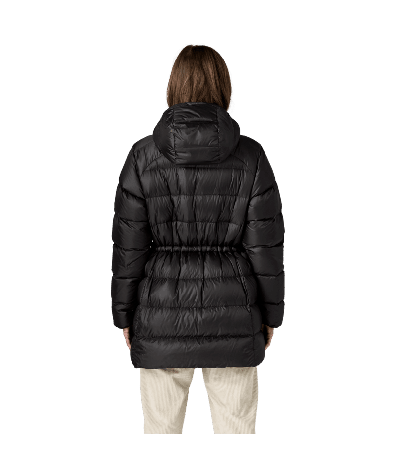 Women's Fitz Roy Down Parka in Black | Photo 3 | Patagonia Bend