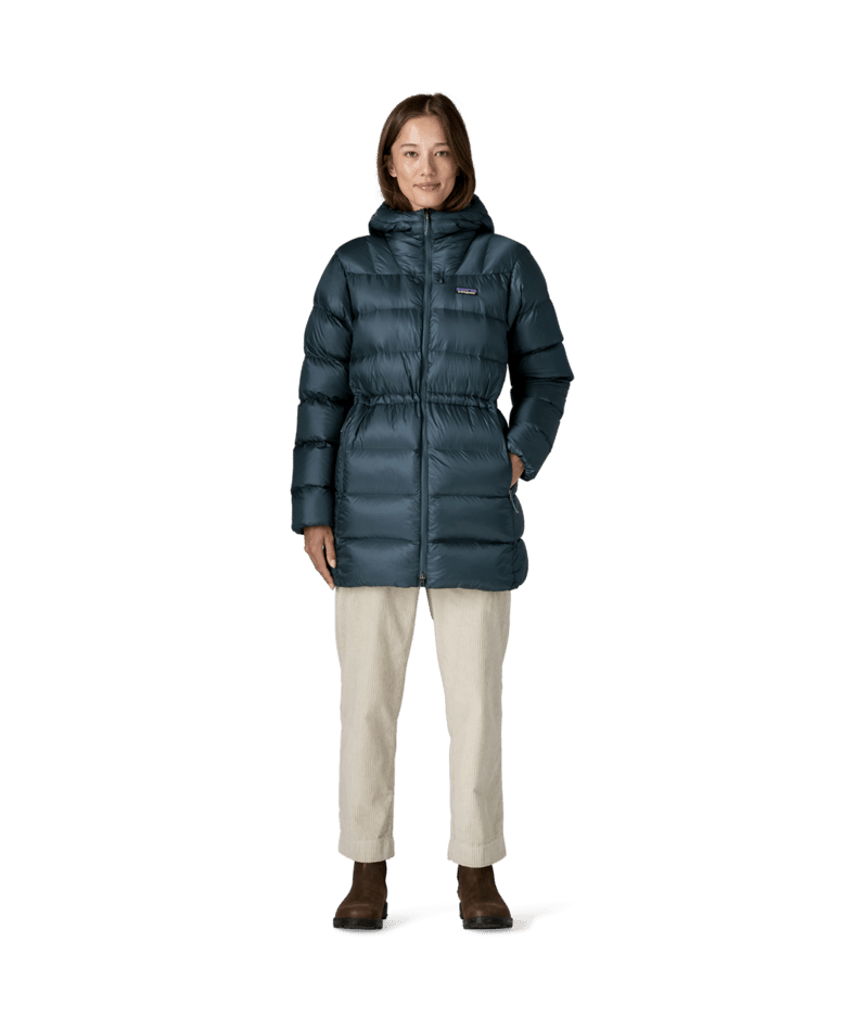 Women's Fitz Roy Down Parka in Summit Blue | Photo 15 | Patagonia Bend