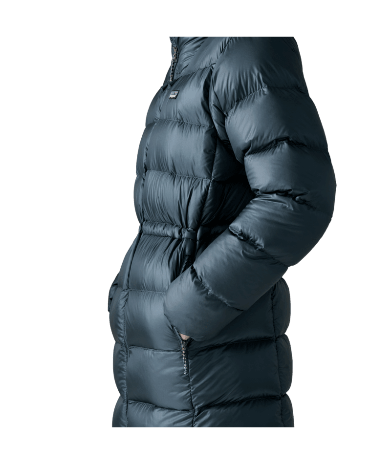 Women's Fitz Roy Down Parka in Summit Blue | Photo 20 | Patagonia Bend