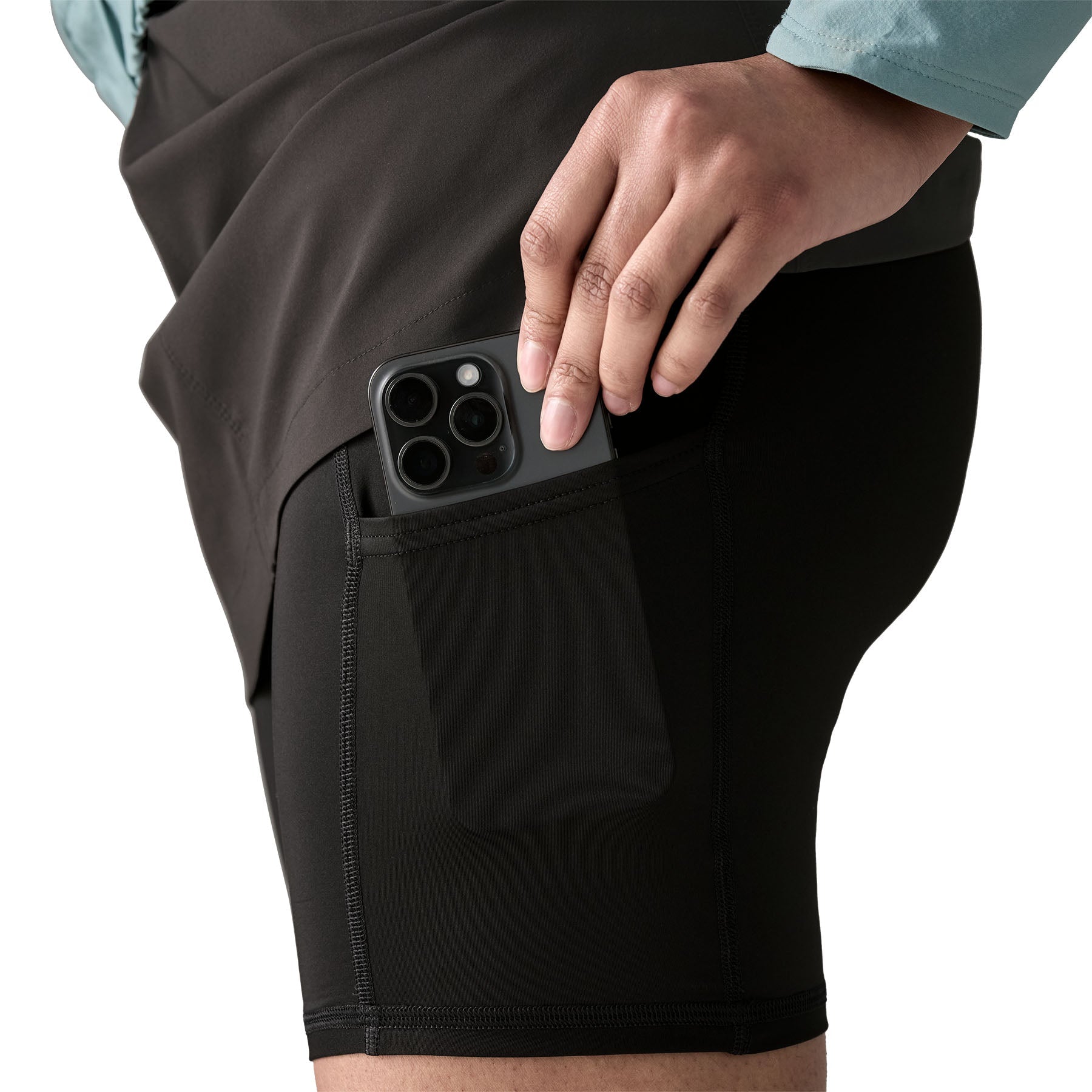 Women's Terrebonne Traveler Skort in Black | Patagonia Bend