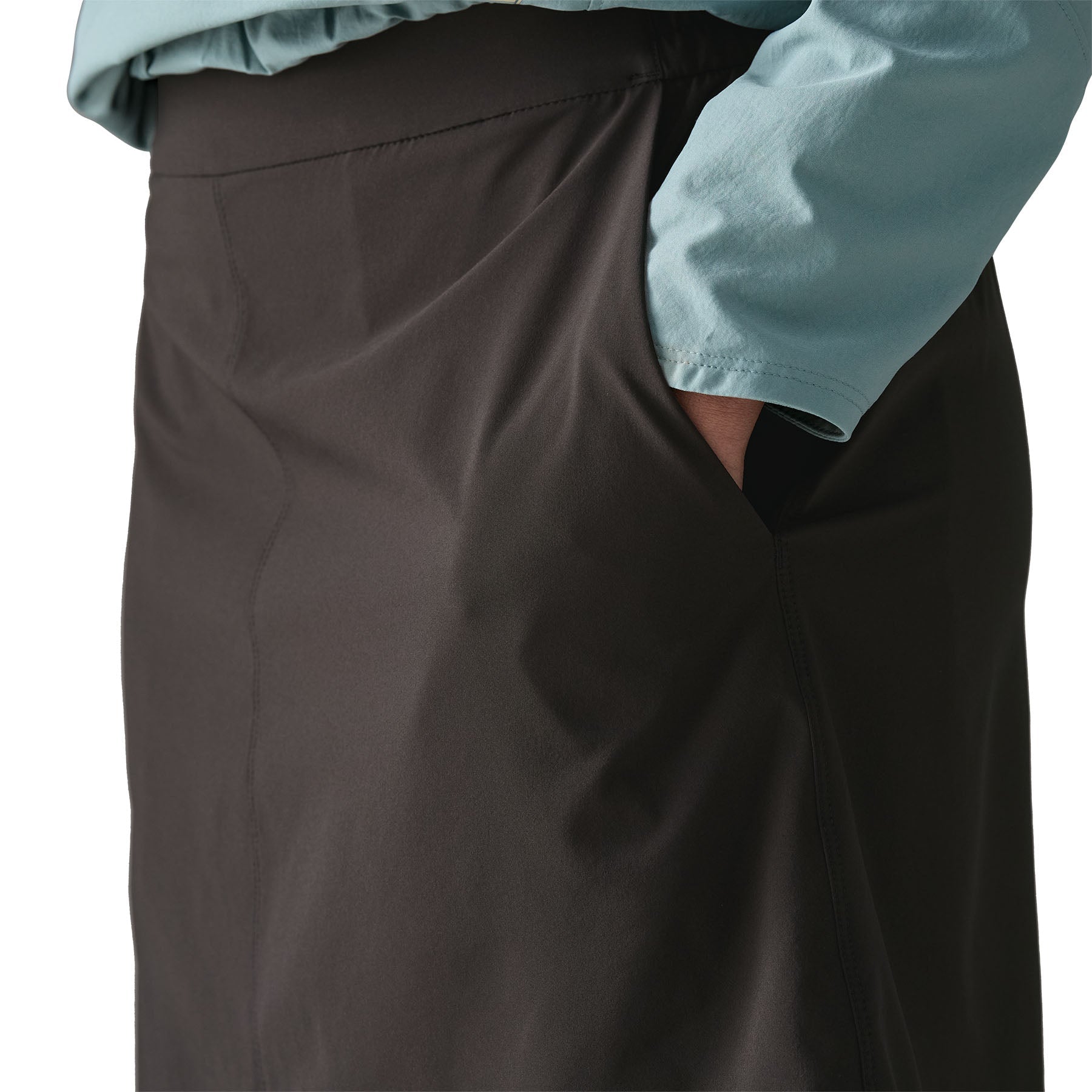 Women's Terrebonne Traveler Skort in Black | Patagonia Bend